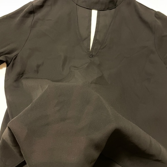 Stylish top - Picture 2 of 2